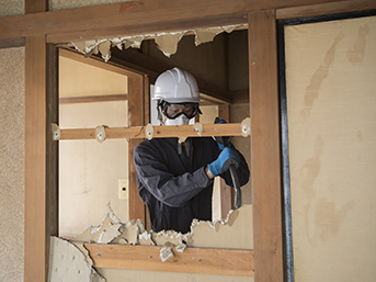 解体作業